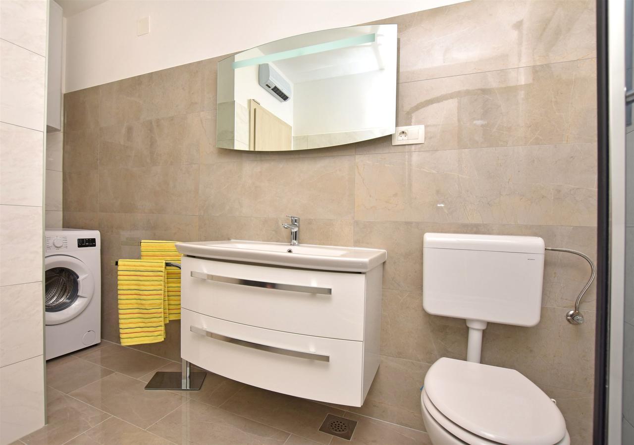 Apartment Dora Duće Extérieur photo